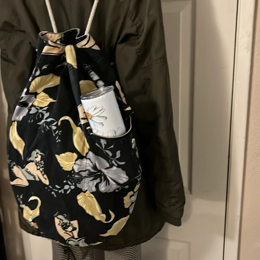 Vintage Tommy Bahama Hawaiian Print Laundry Beach Bag Backpack